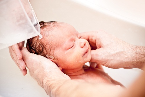 Top and Tail: How to Bathe a Newborn